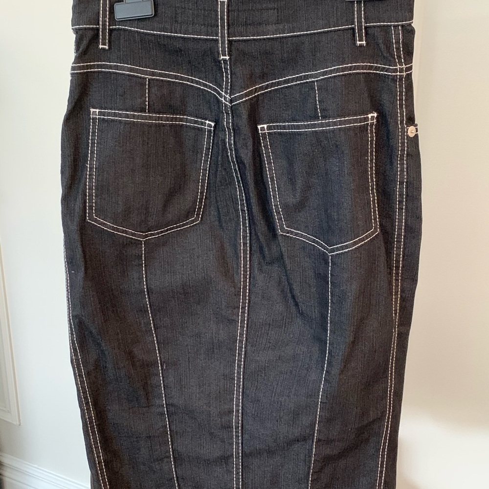ESCADA JEAN SKIRT - Picture 5 of 11